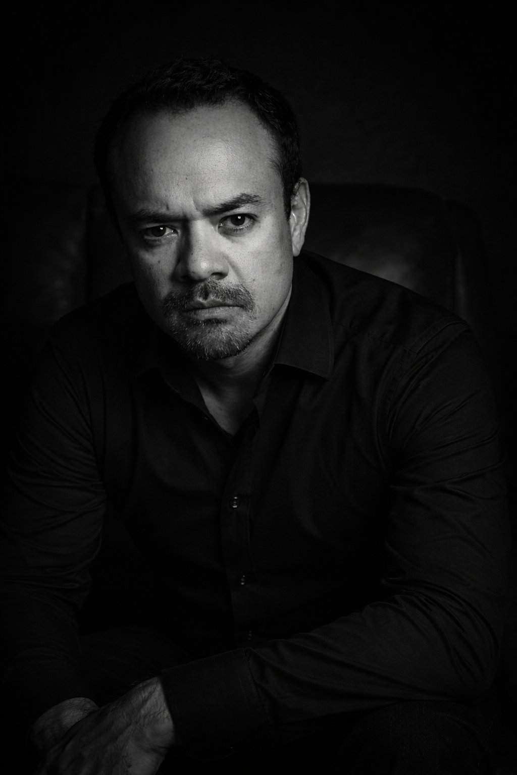 Retrato de César E. Figueroa, primer Toro Negro de Universo Tauro